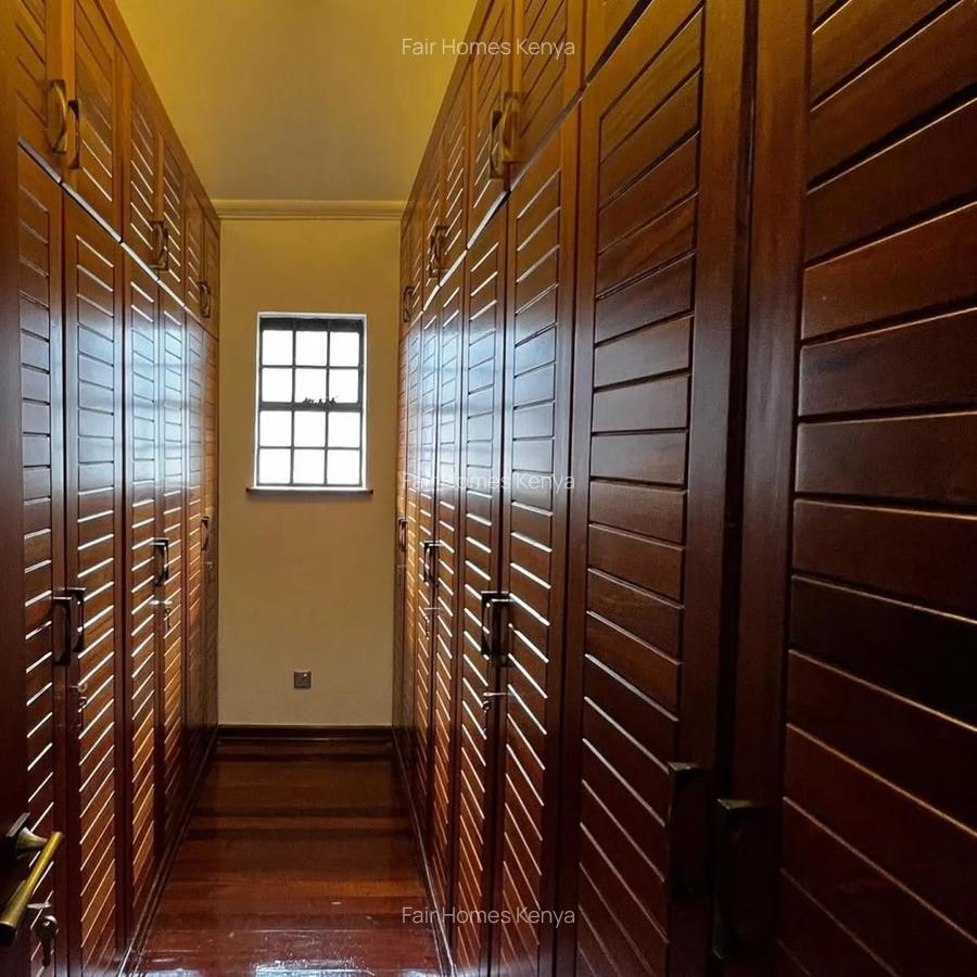 4 Bed Townhouse with En Suite at Peponi Road - 15