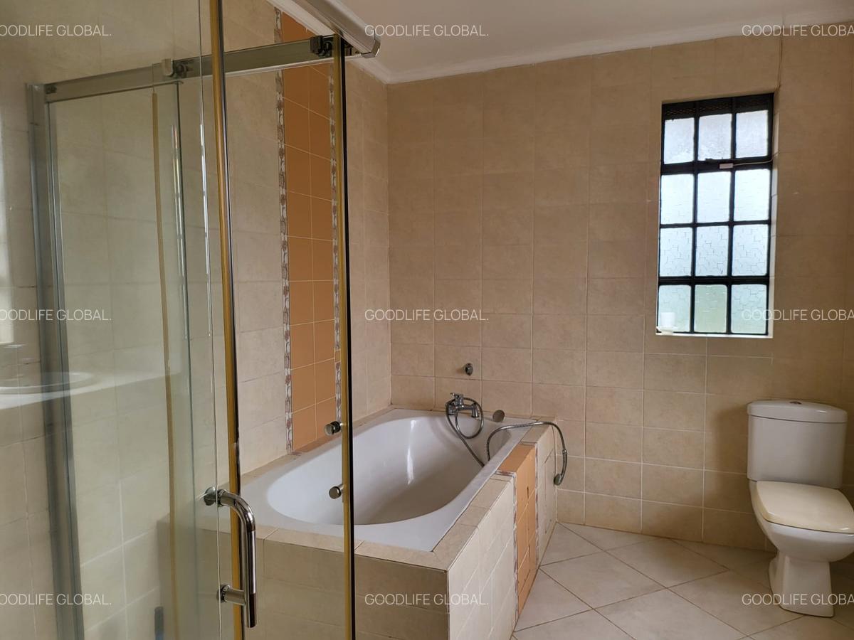 5 Bed House with En Suite at New Kitisuru - 20