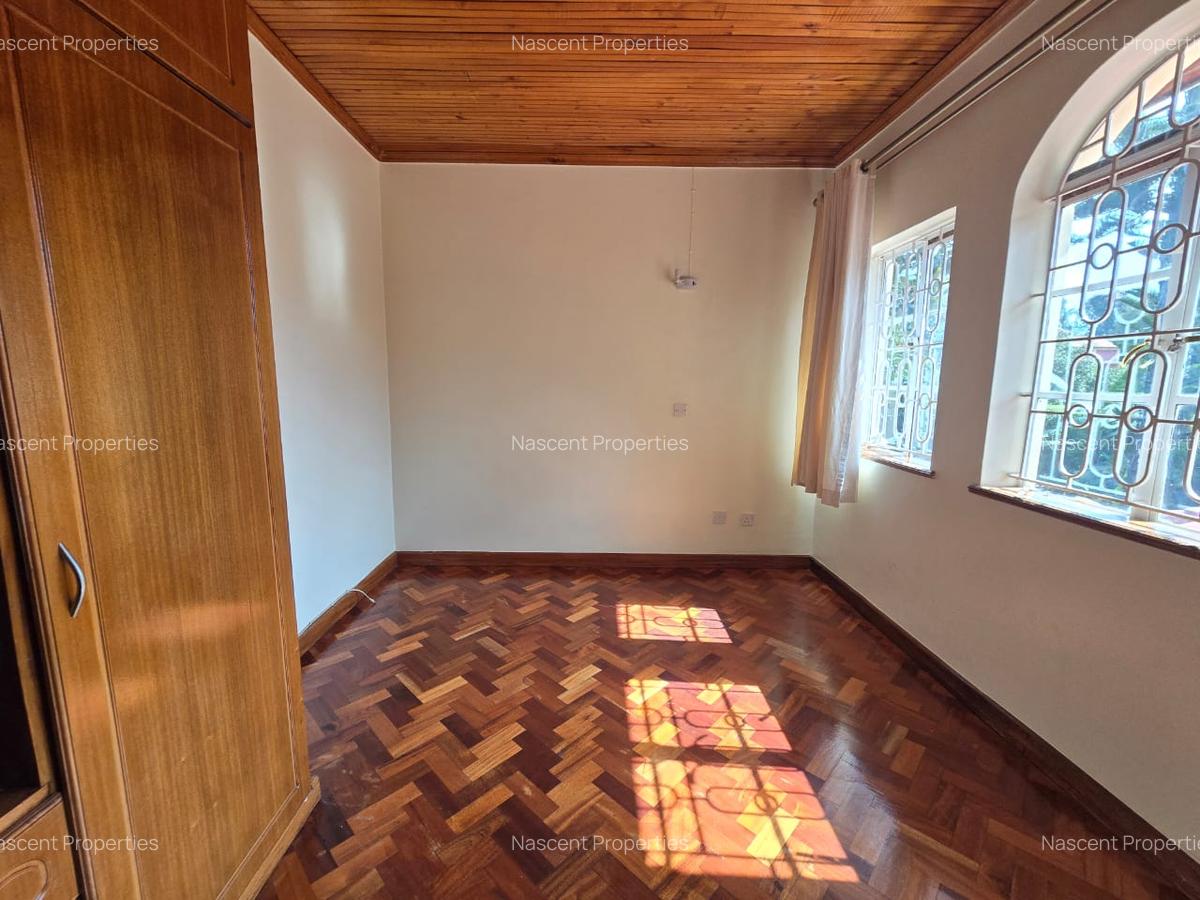 5 Bed House with En Suite in Kitisuru - 14