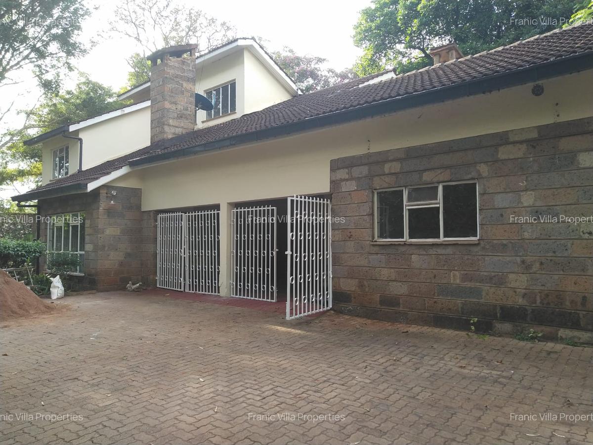 4 Bed House with En Suite at Redhill Road - 1