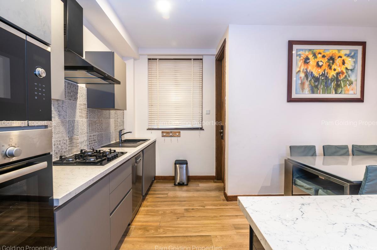 2 Bed Apartment with En Suite at Peponi Road - 8