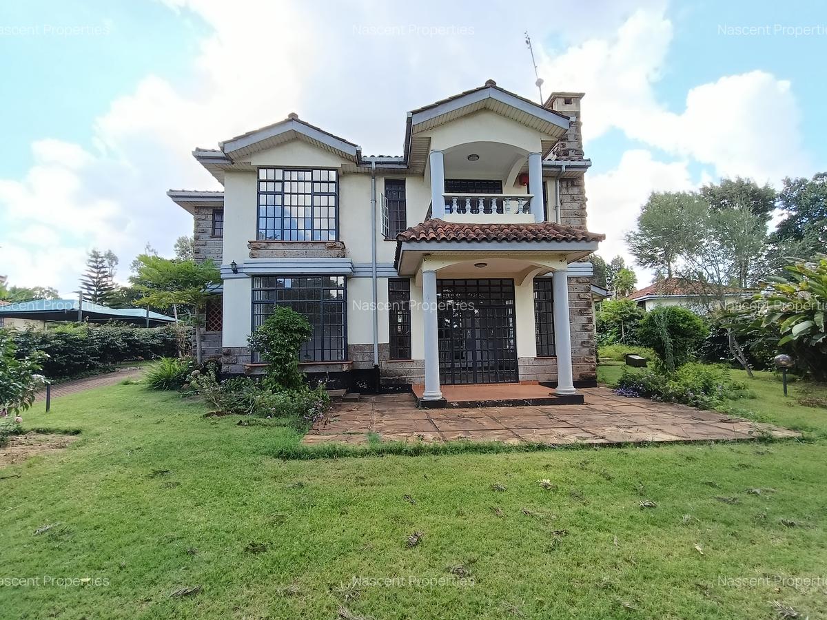 4 Bed Villa with En Suite in Rosslyn - 2