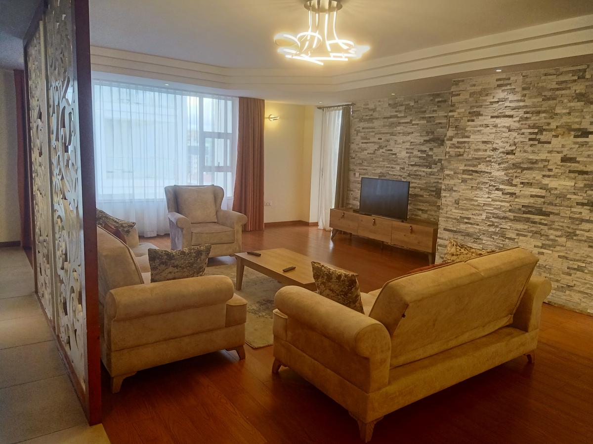 Serviced 2 Bed Apartment with En Suite at Chaka Rd - 1