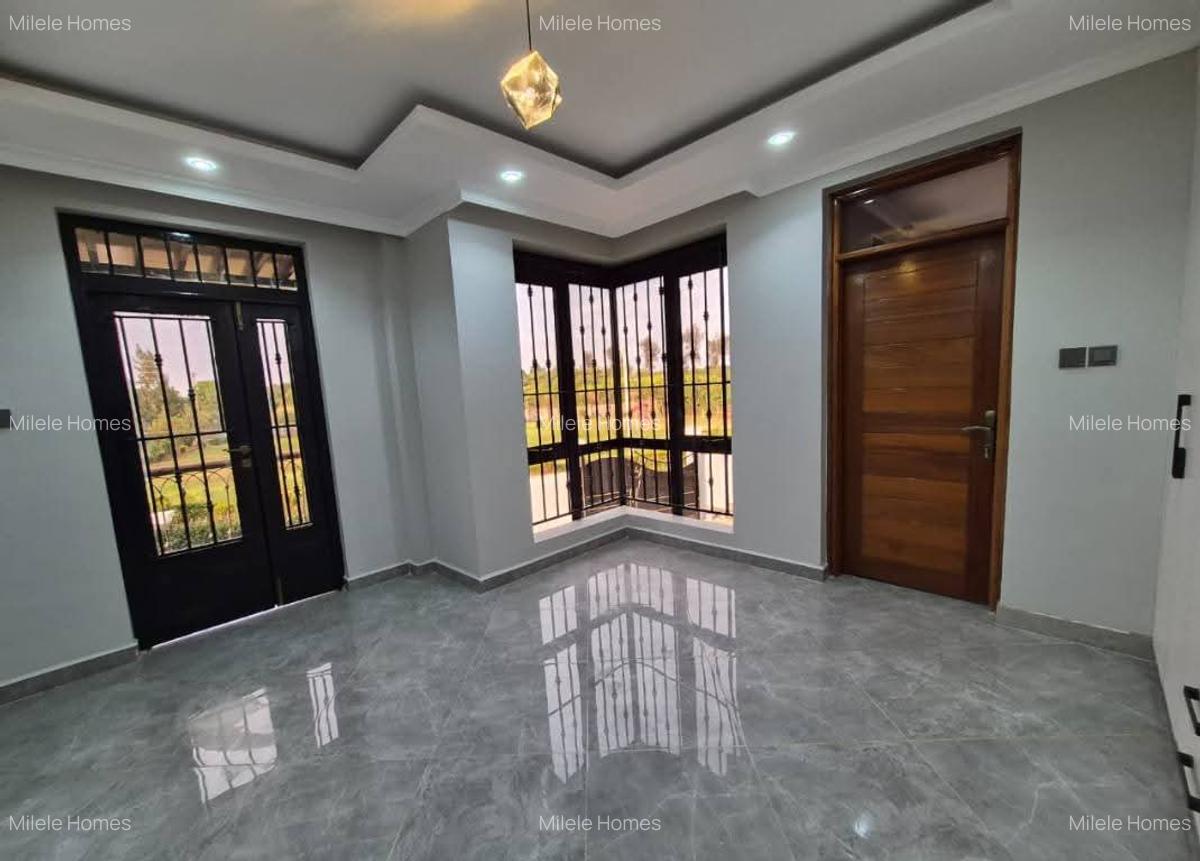 5 Bed Villa with En Suite in Runda - 7