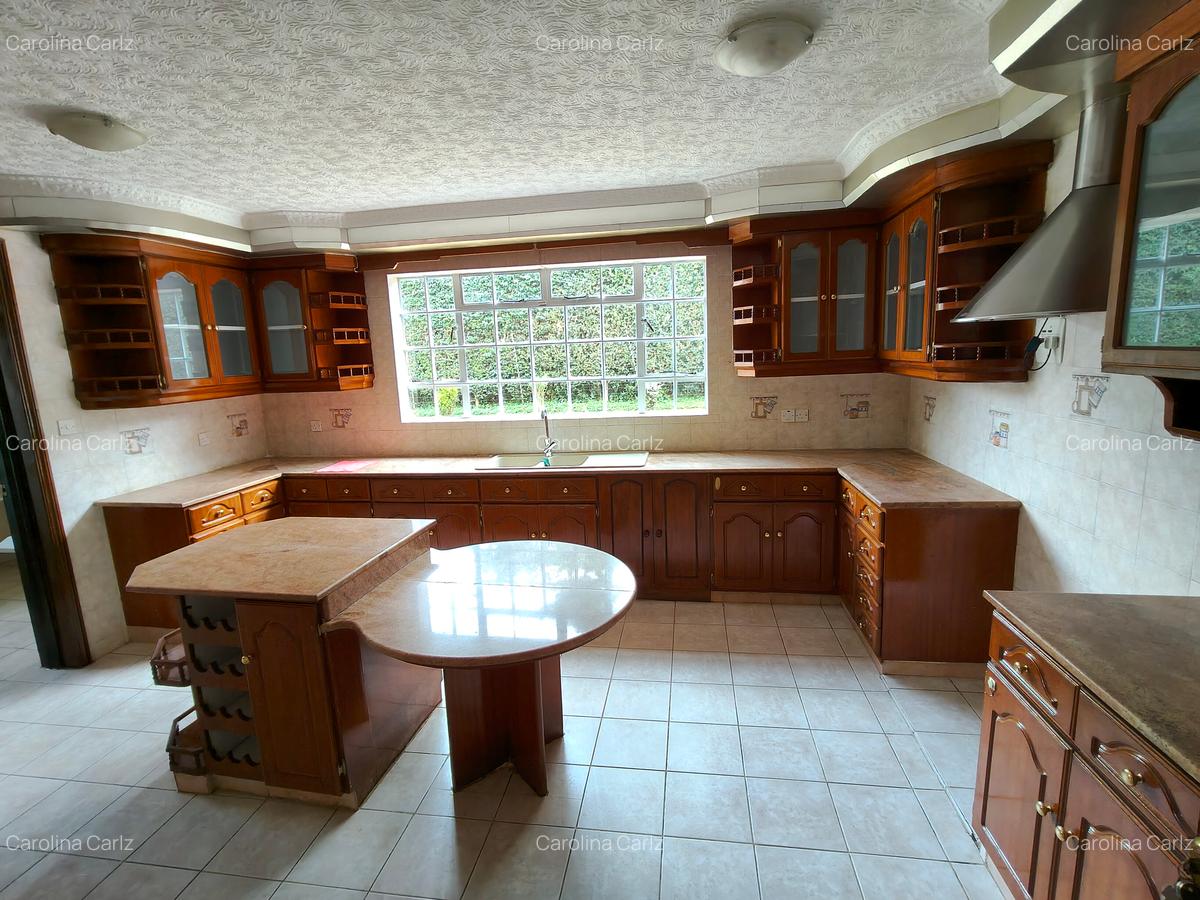 4 Bed Townhouse with En Suite at Runda Evergreen - 7