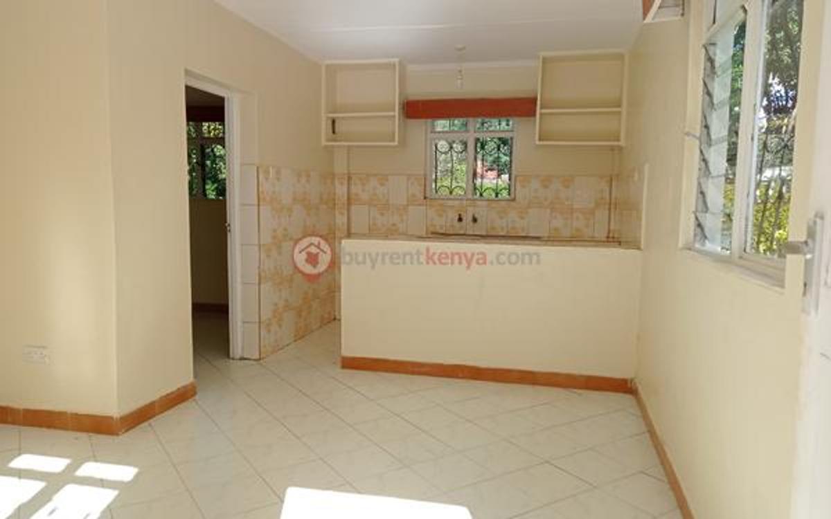 4 Bed House with En Suite at Lake View Estate - 6