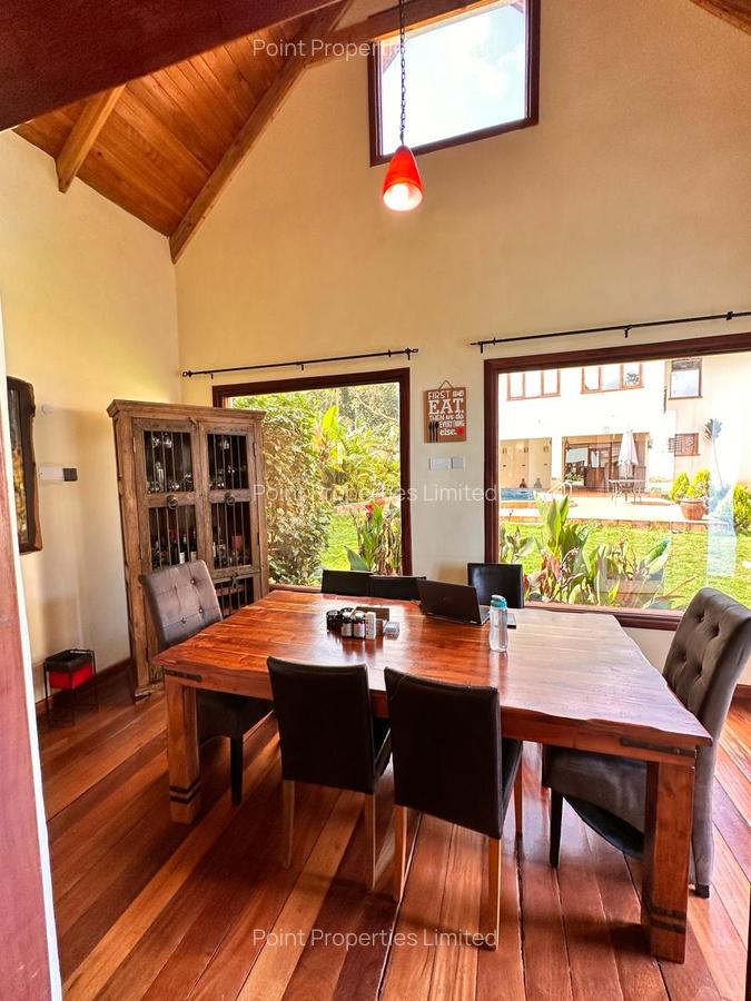 7 Bed Villa with En Suite in Ridgeways - 7