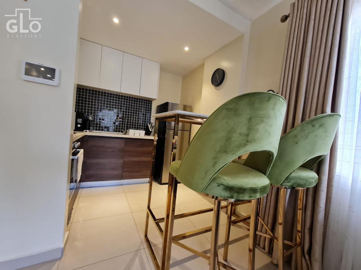 Furnished 1 Bed Apartment with En Suite in Valley Arcade - 9