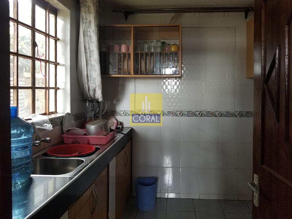 4 Bed House with Garden in Banana - 8