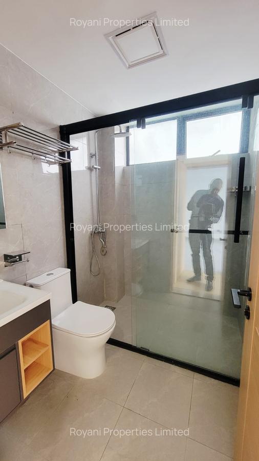 2 Bed Apartment with En Suite in Kilimani - 13