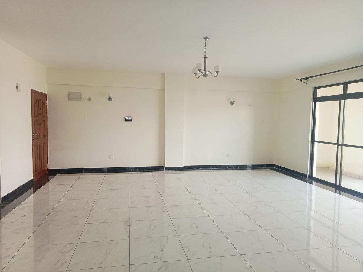 3 Bed Apartment with En Suite at Parklands - 10