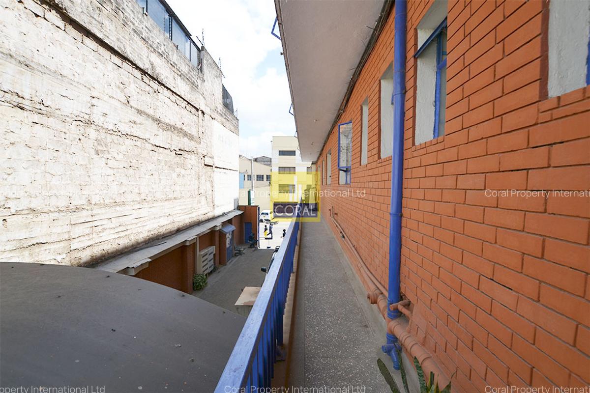 Office in Industrial Area - 13