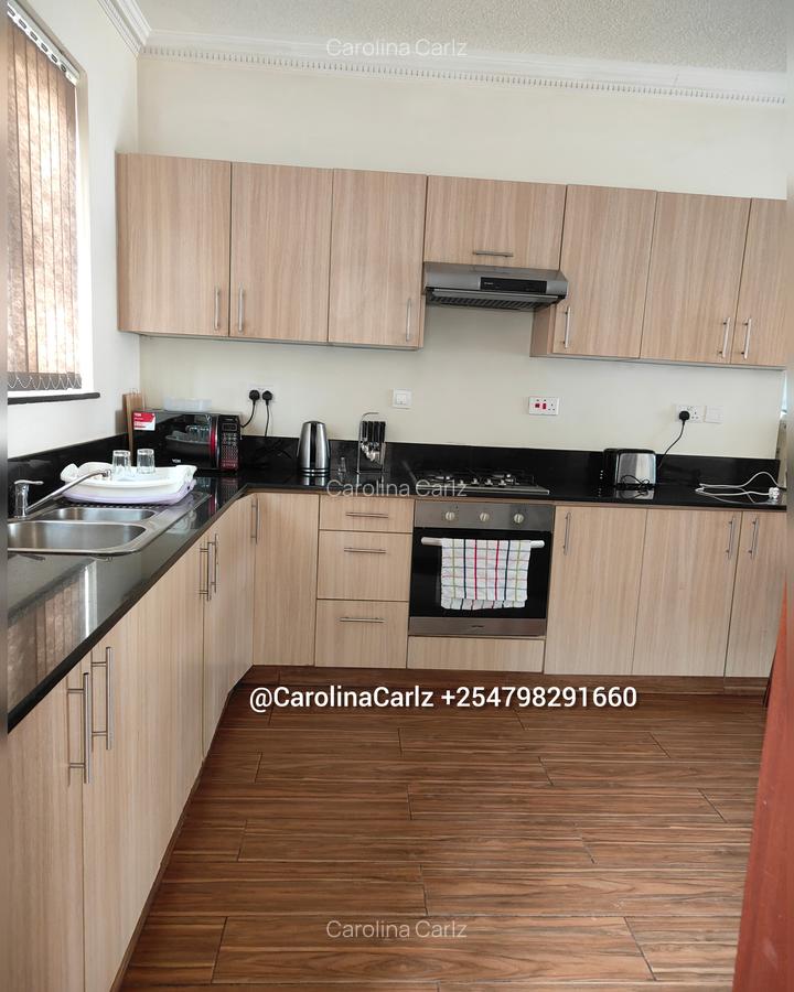 Serviced 2 Bed Apartment with En Suite at Brookside Drive - 8