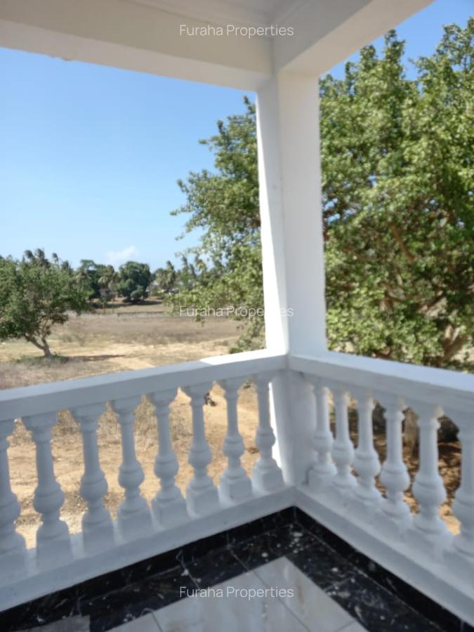 4 Bed Townhouse with En Suite at Utange - 6