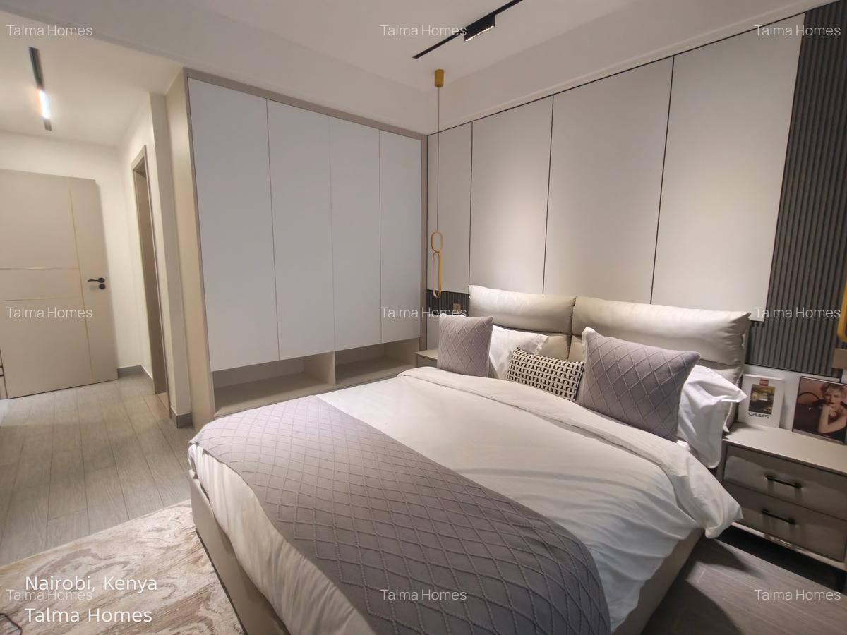 2 Bed Apartment with En Suite at Off Parklands Road - 3