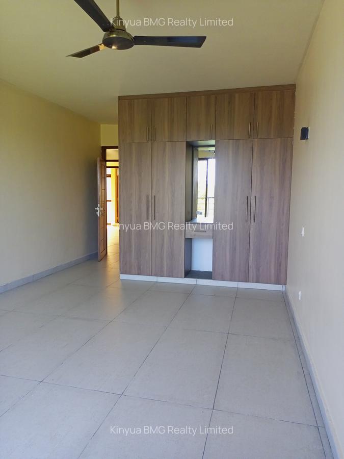 Serviced 4 Bed Apartment with En Suite at Beach Road - 7