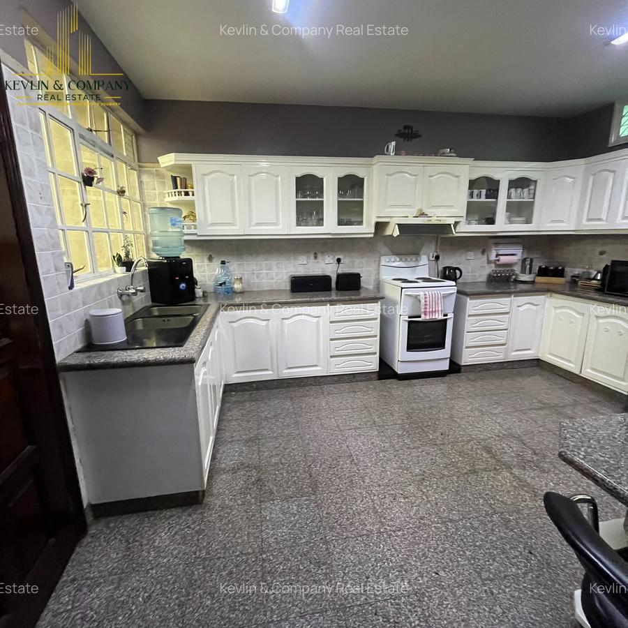 4 Bed Villa with En Suite at Riverside Drive - 20