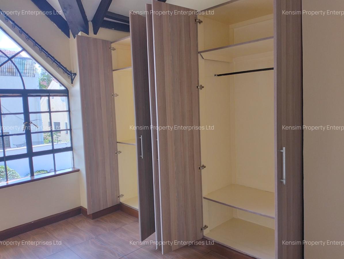 5 Bed Townhouse with En Suite in Lavington - 7