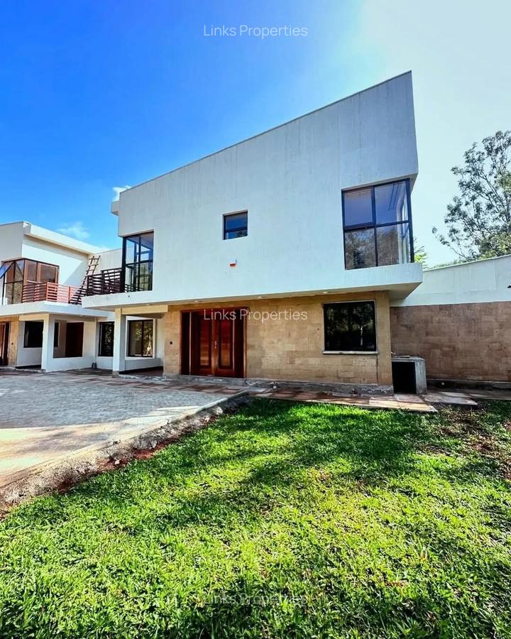 4 Bed Townhouse with En Suite at Karen - 9