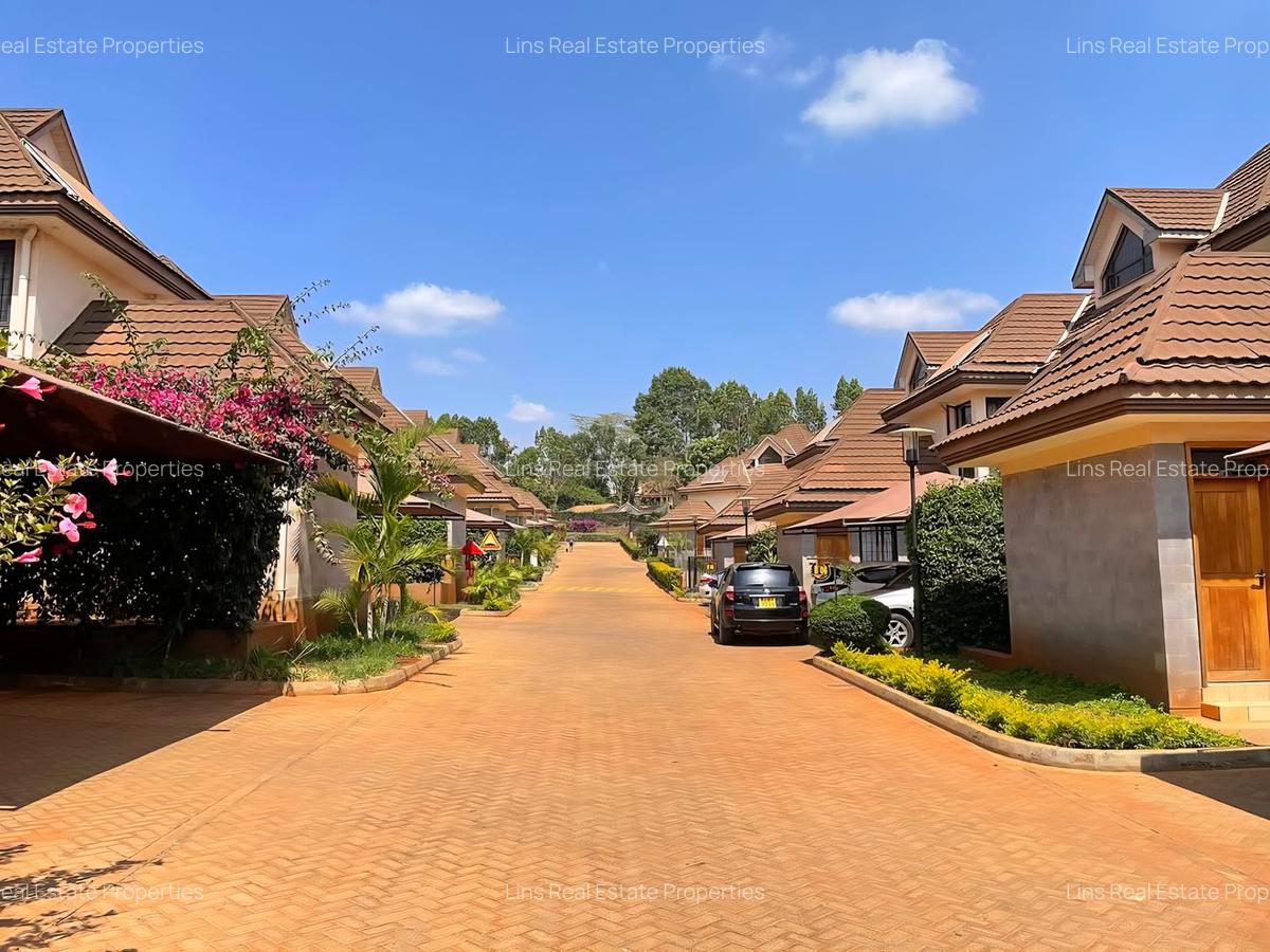 4 Bed Townhouse with En Suite in Runda - 2