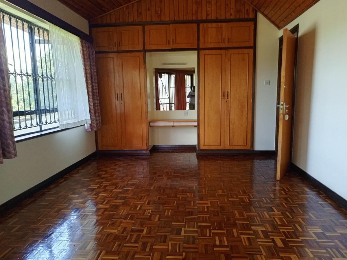 5 Bed House with En Suite in Gigiri - 12