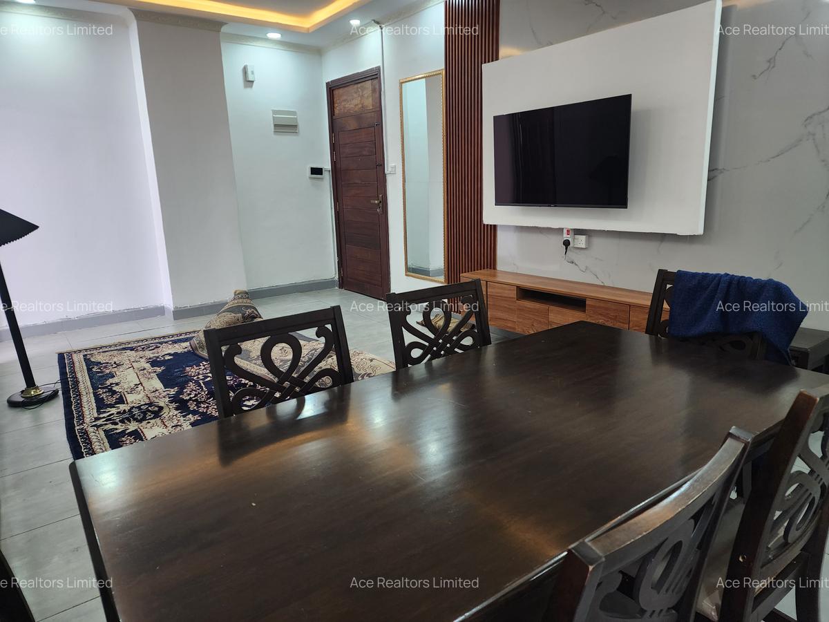 Furnished 4 Bed Apartment with En Suite at 2Nd Parklands Avenue - 2