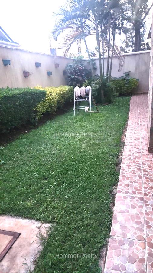 4 Bed Townhouse with En Suite in Kitisuru - 9