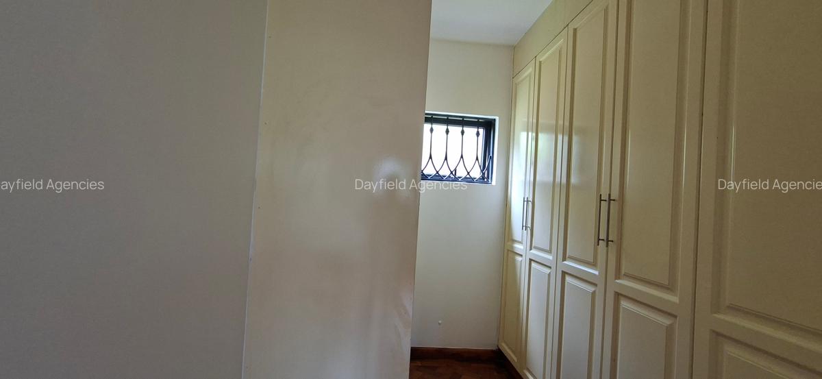 5 Bed House with En Suite in Loresho - 10