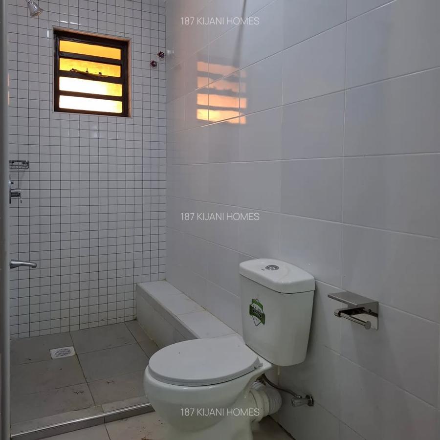 3 Bed Townhouse with En Suite at Gikambura - 7