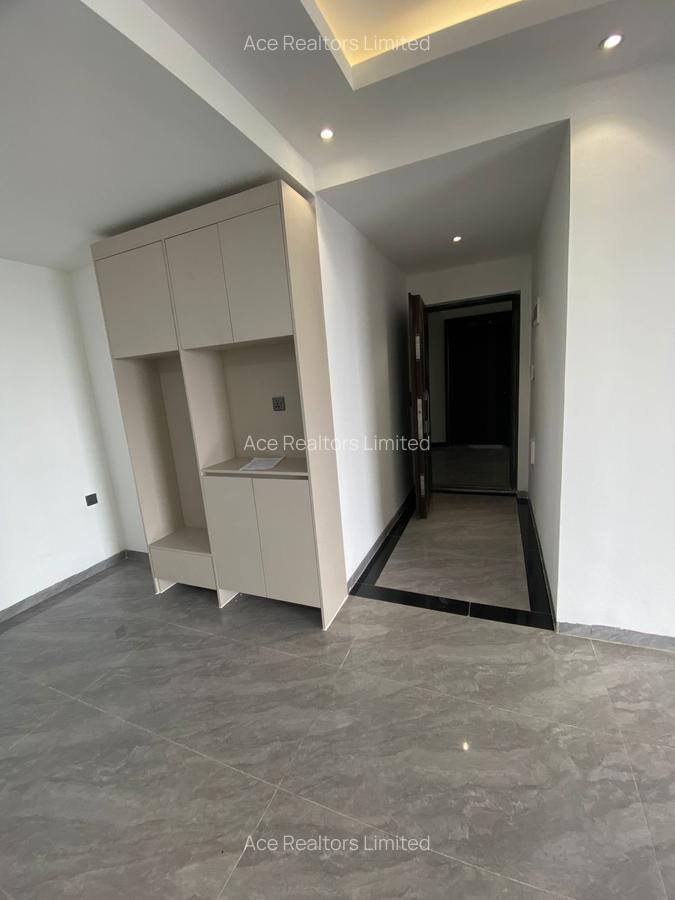 2 Bed Apartment with En Suite at Kileleshwa Estate Nairobi - 3