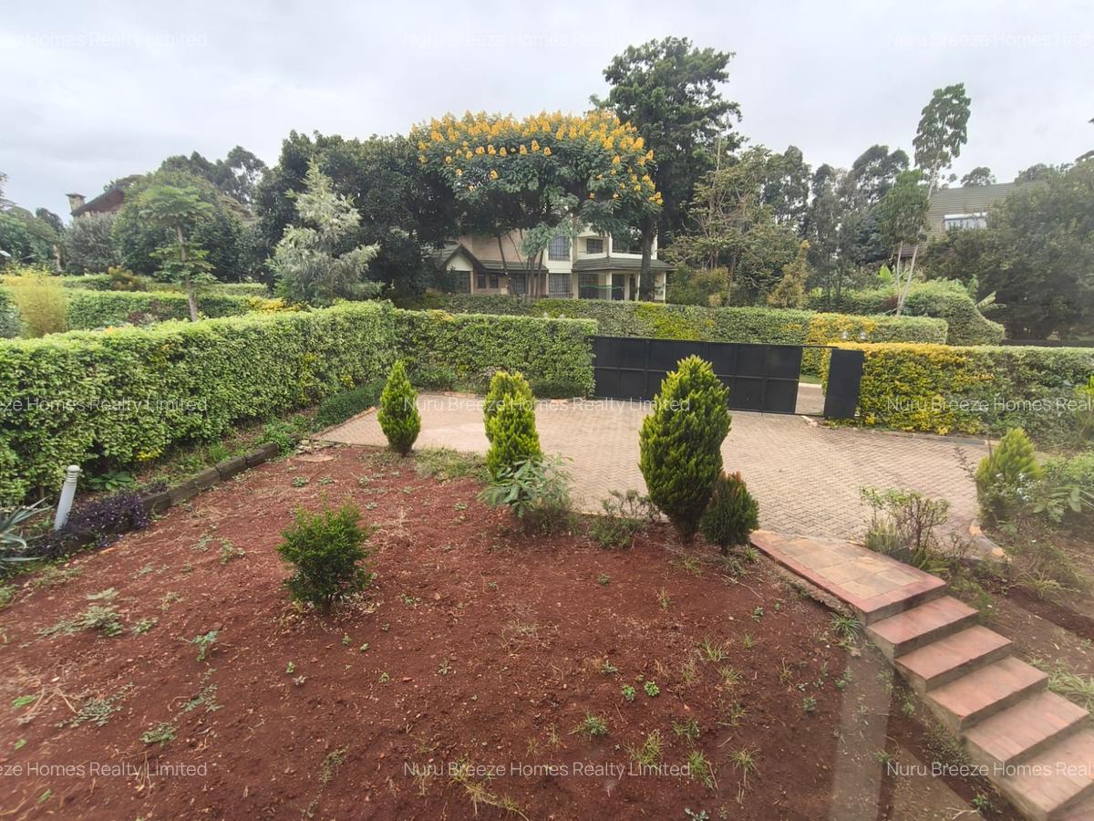 5 Bed Townhouse with En Suite in Karen - 10