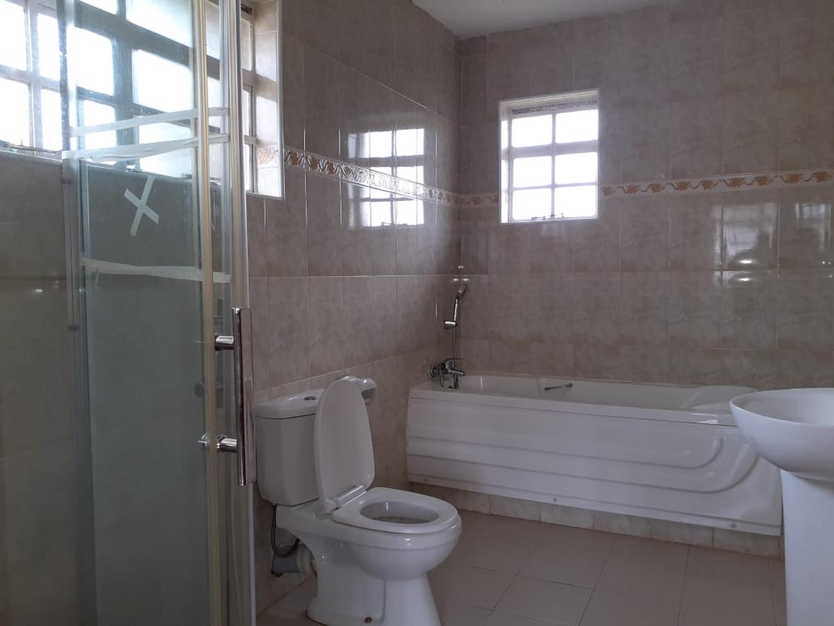 4 Bed Townhouse with En Suite in Kiambu Road - 16