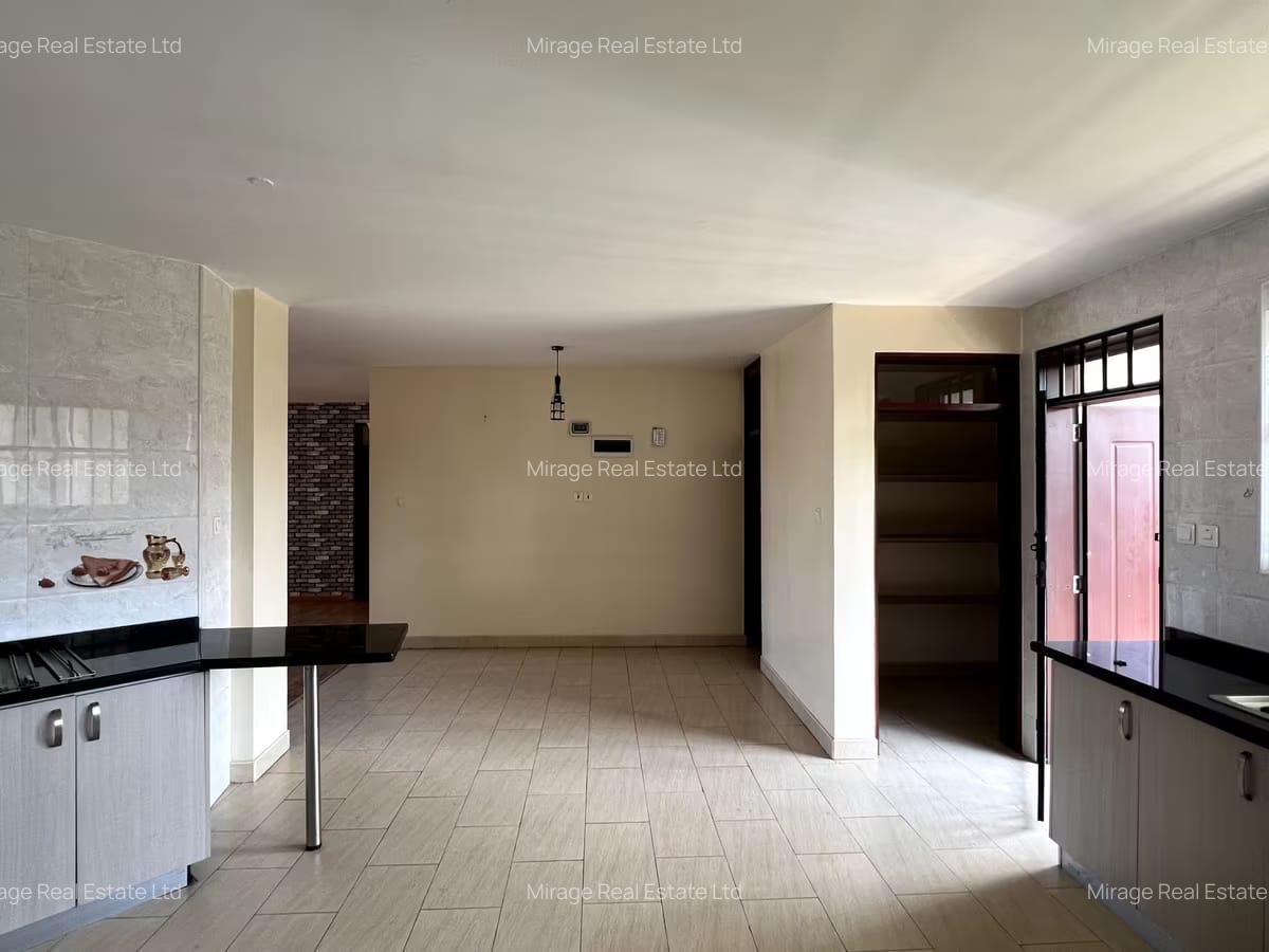 3 Bed Apartment with En Suite in Lavington - 9