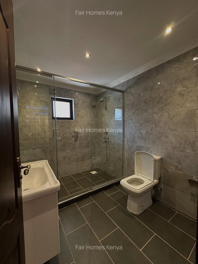 5 Bed Townhouse with En Suite at Muthangari Drive - 7