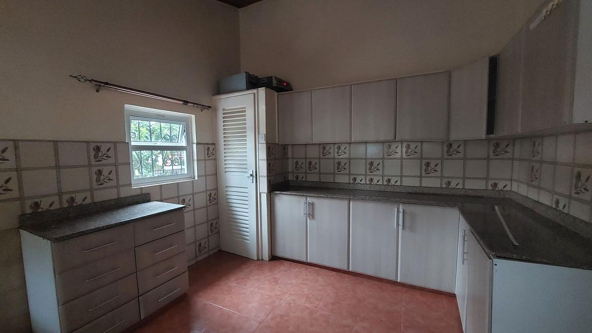 4 Bed House with En Suite in Kileleshwa - 3