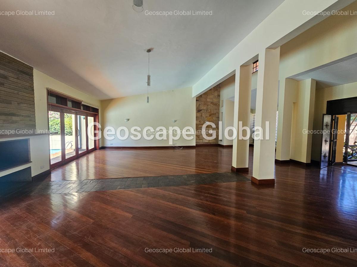 4 Bed House with En Suite in Runda - 18