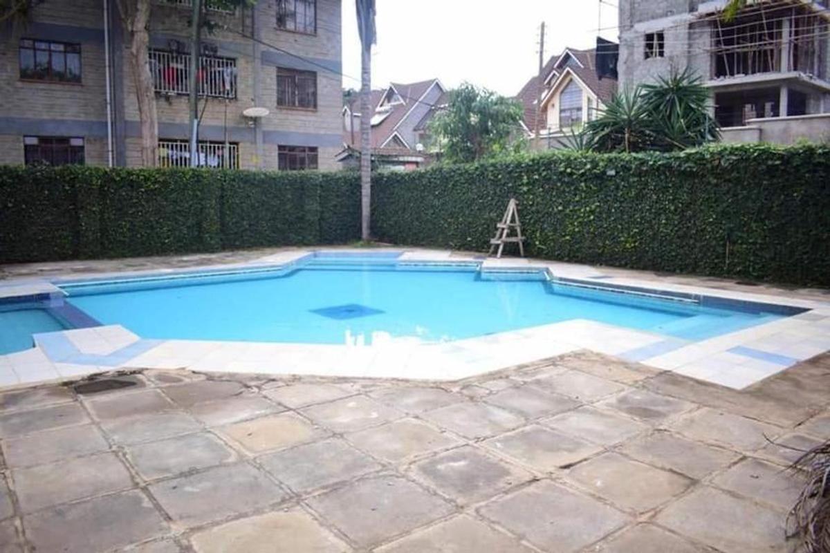 4 Bed Townhouse with En Suite in Lavington - 11