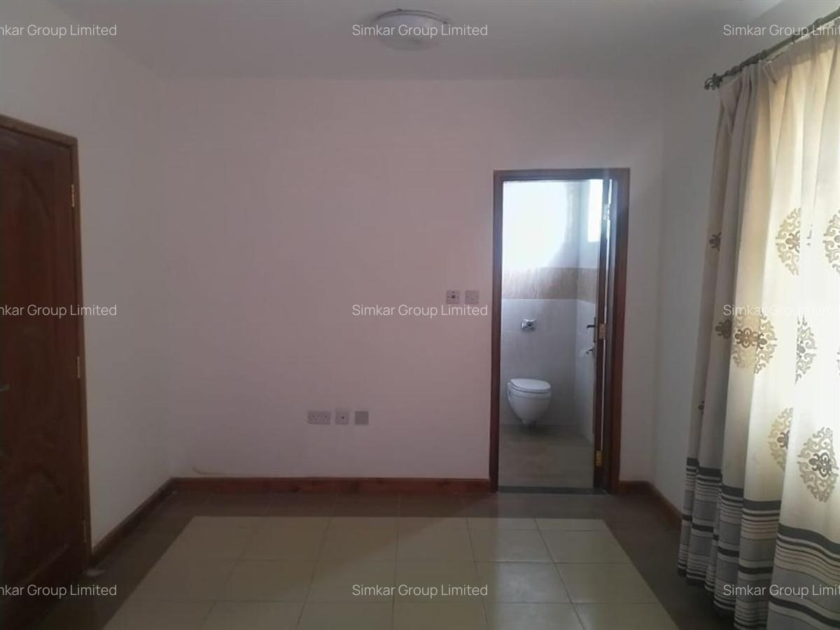 4 Bed Townhouse with En Suite at Mombasa Road - 19