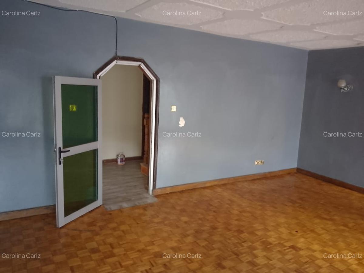 4 Bed Townhouse with En Suite at Parklands - 4