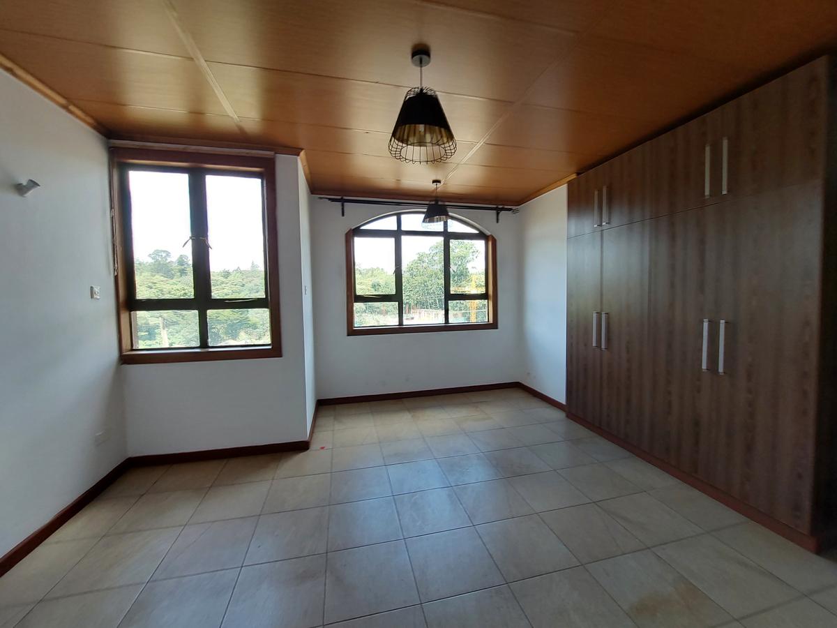 3 Bed Apartment with En Suite at Arboretum Minor - 20