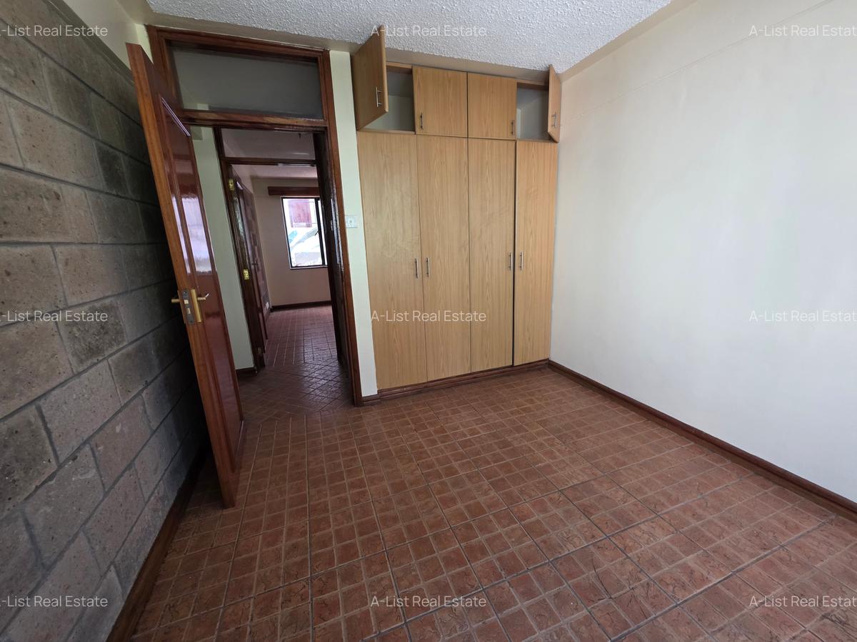 1 Bed Apartment with En Suite at Wood Avenue - 9