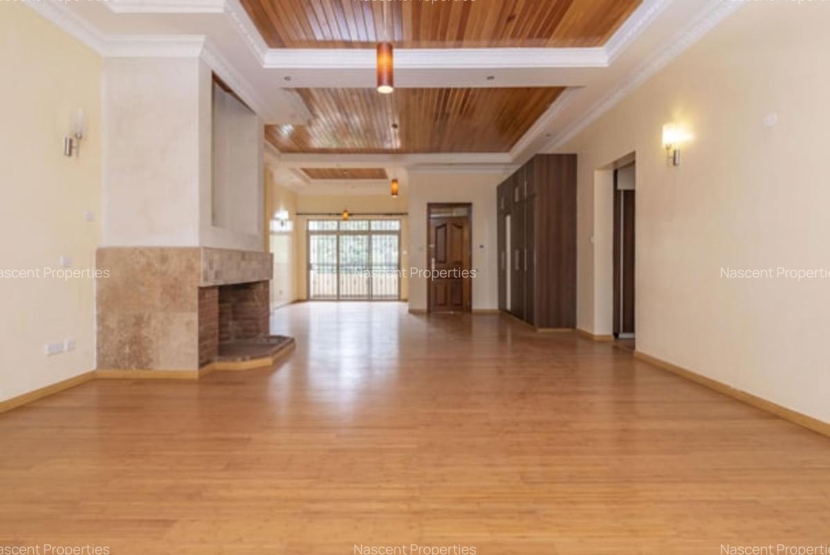 4 Bed House with En Suite in Runda - 1