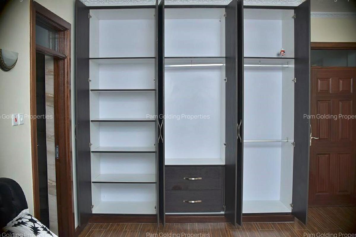3 Bed Apartment with En Suite in Syokimau - 16