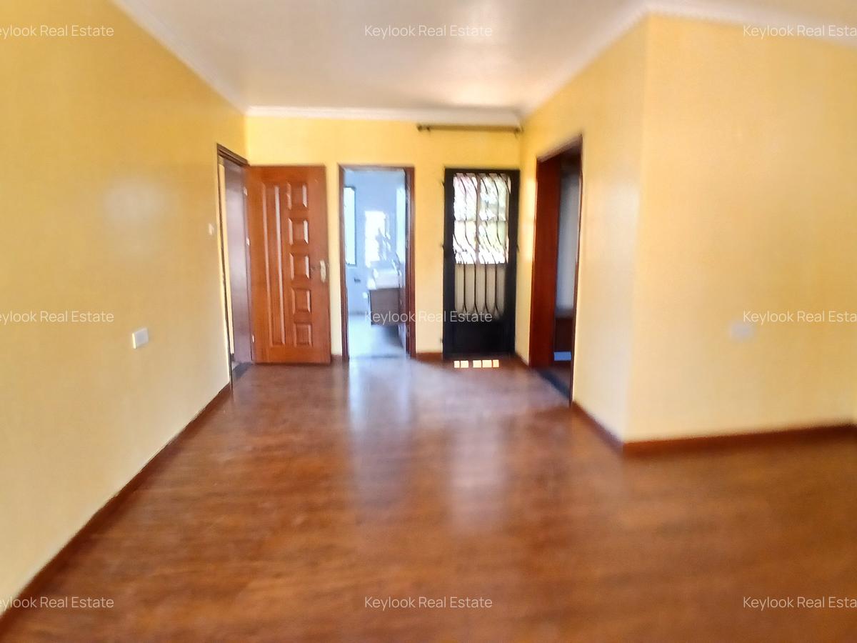 5 Bed Townhouse with En Suite at Lavington Green - 6