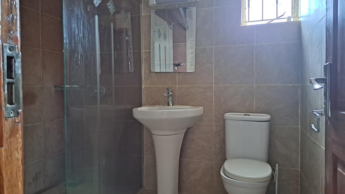 Serviced 3 Bed Apartment with En Suite in Kilimani - 9