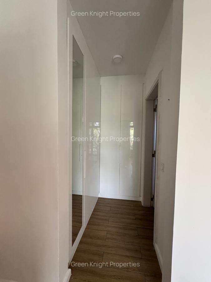 Serviced 2 Bed Apartment with En Suite in Lavington - 12