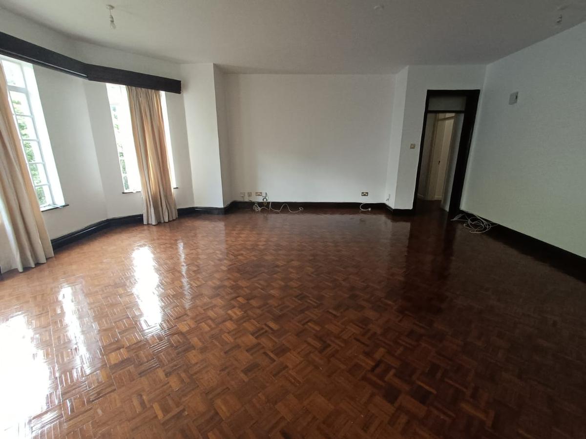 4 Bed Apartment with En Suite in Muthaiga - 17