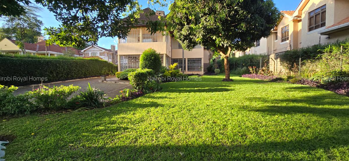 5 Bed House with En Suite at Runda Road - 3