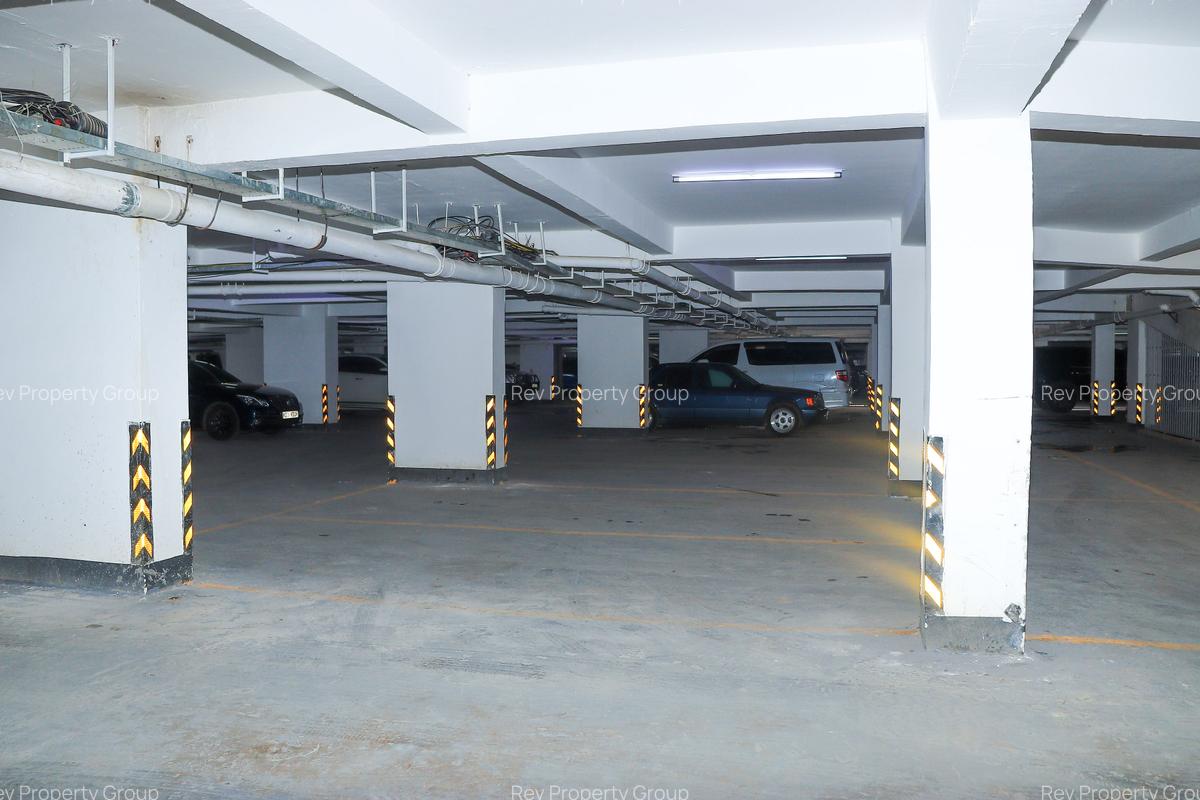 Furnished 2 Bed Apartment with En Suite in Kilimani - 9