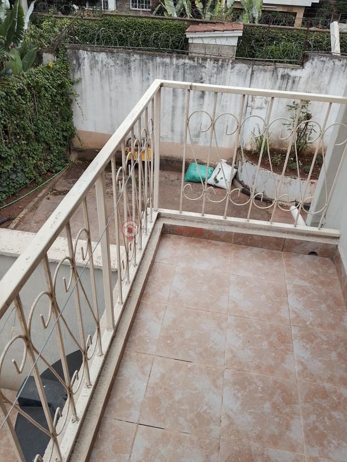 3 Bed Townhouse with En Suite at Westlands - 10